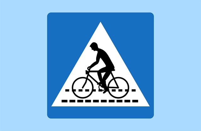 ロードバイクの安全な走行を促す標識