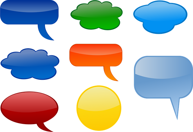 疑問を解決するイメージ、吹き出しと人物